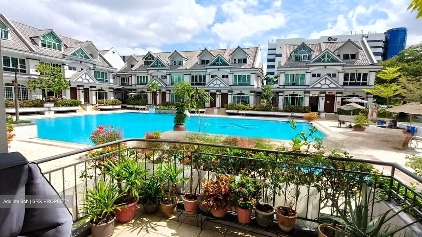 Summer Gardens (D16), Terrace #463128601